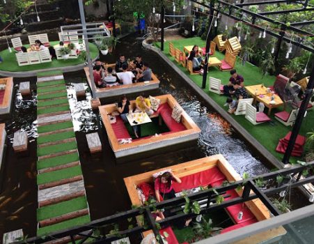 Thi công quán cafe ao cá koi